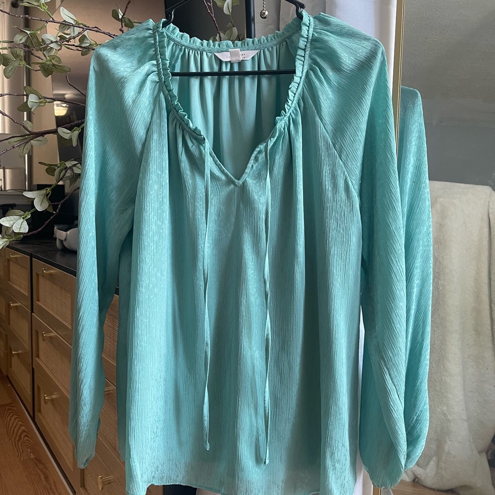 Lauren Conrad blouse